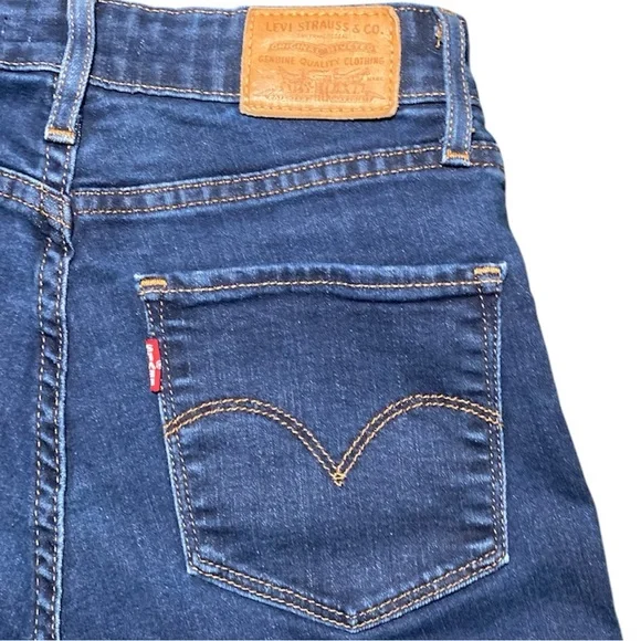 ‼️NOW SOLD ‼️ Levi's RED TAG 721 Highrise Skinny Dark Blue Jeans - Picture 5 of 12